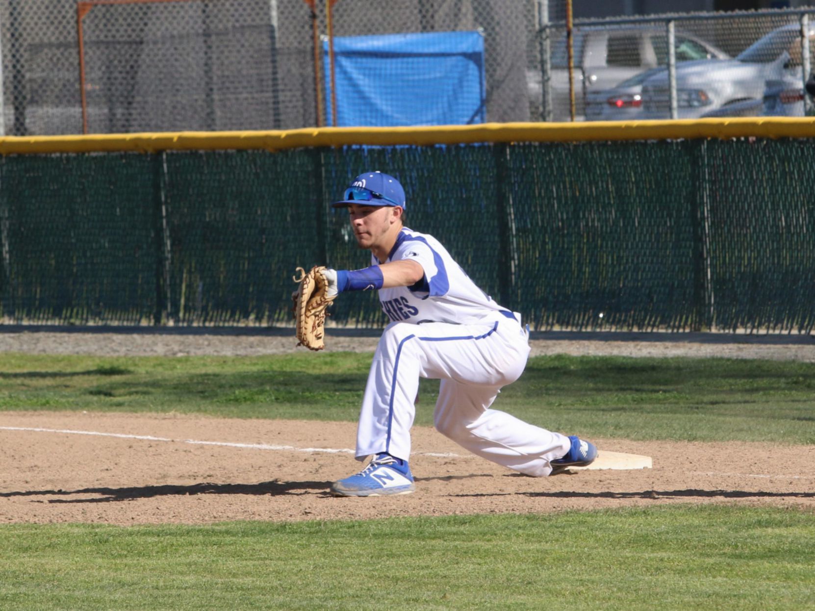 Rebuilding Huskies lose 14-2 in CSL opener